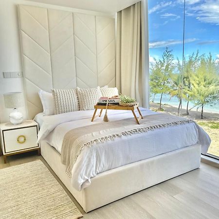 Lazzlla Beach Front Apartments ฮุลฮูมาเล ภายนอก รูปภาพ