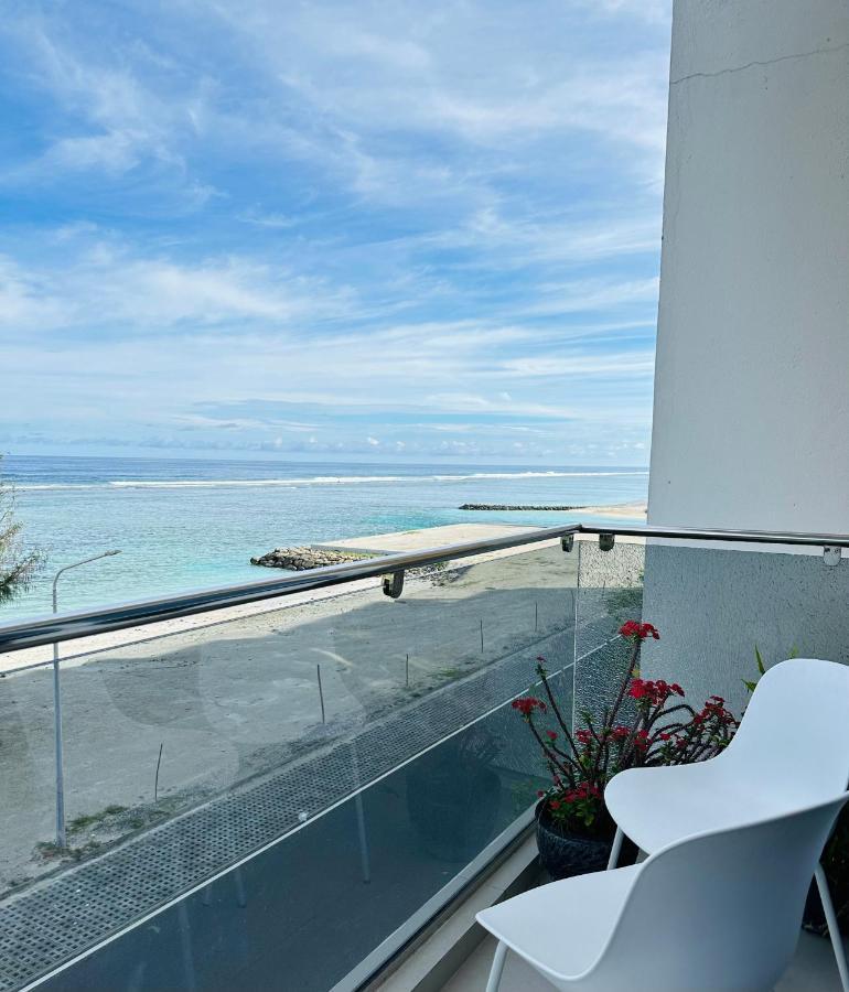 Lazzlla Beach Front Apartments ฮุลฮูมาเล ภายนอก รูปภาพ