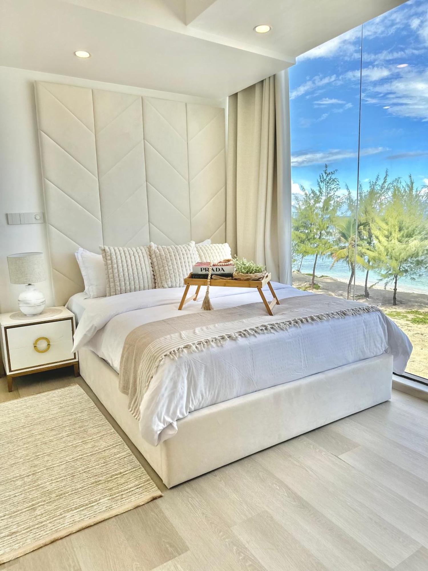 Lazzlla Beach Front Apartments ฮุลฮูมาเล ภายนอก รูปภาพ